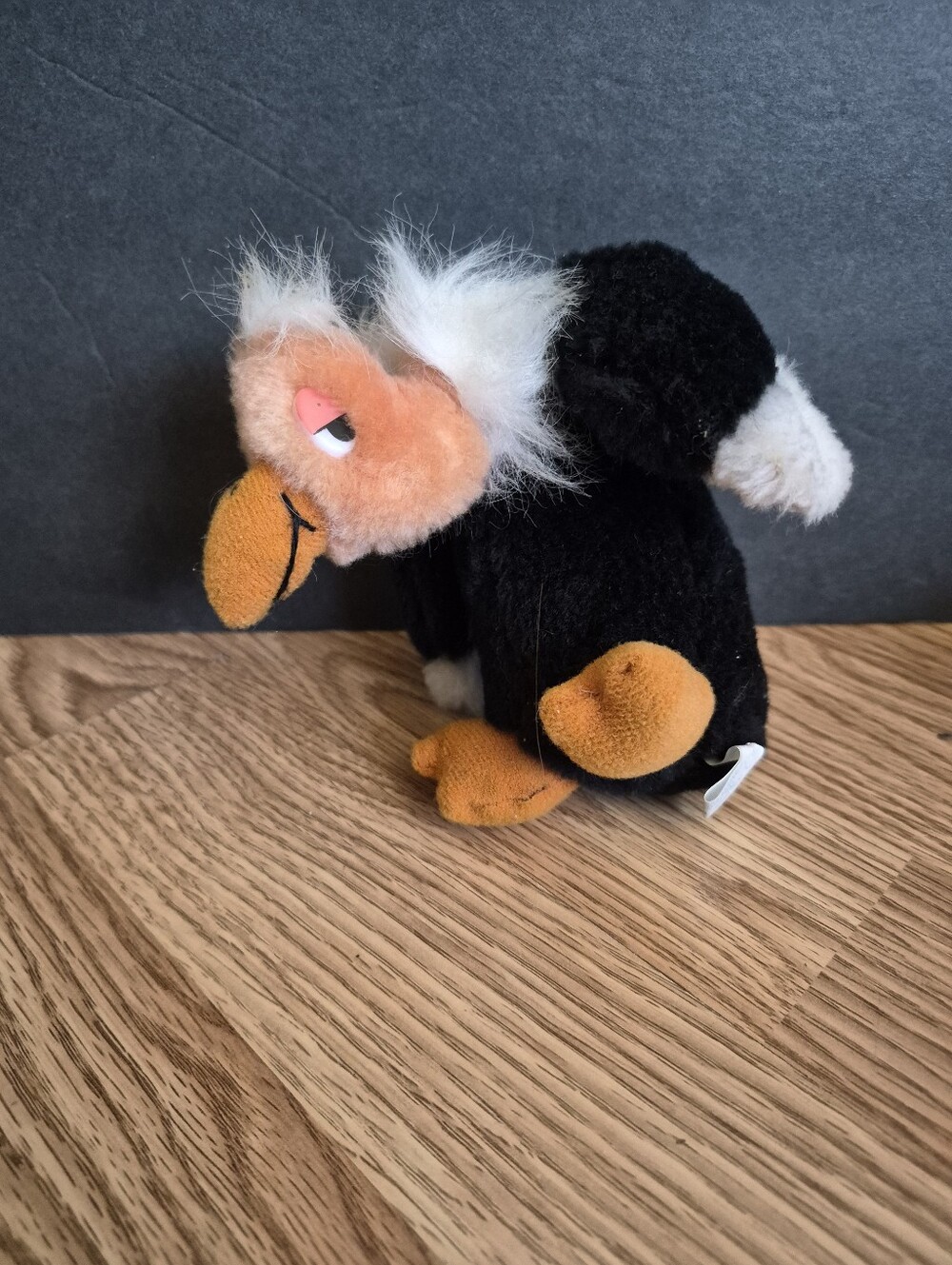 Vintage Wallace Berrie Vulture Plush - Picture 2 of 7